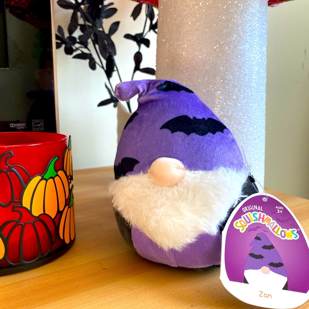 New 4.5 in squishmallow! Zan Halloween 2021